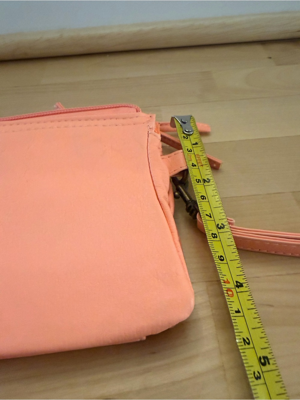 Women’s Wristlet Bag - Coral Pink - Picture 5 of 7